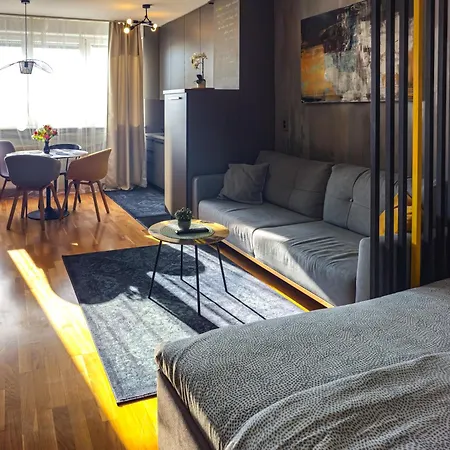 Flexible Selfcheckins 65 / Arena / New Apartment Zagreb Exterior photo