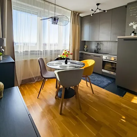 Flexible Selfcheckins 65 / Arena / New Apartment Zagreb Exterior photo
