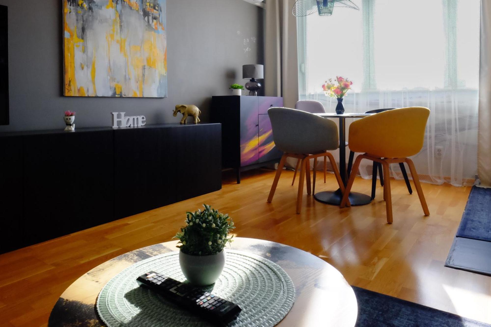 Flexible Selfcheckins 65 / Arena / New Apartment