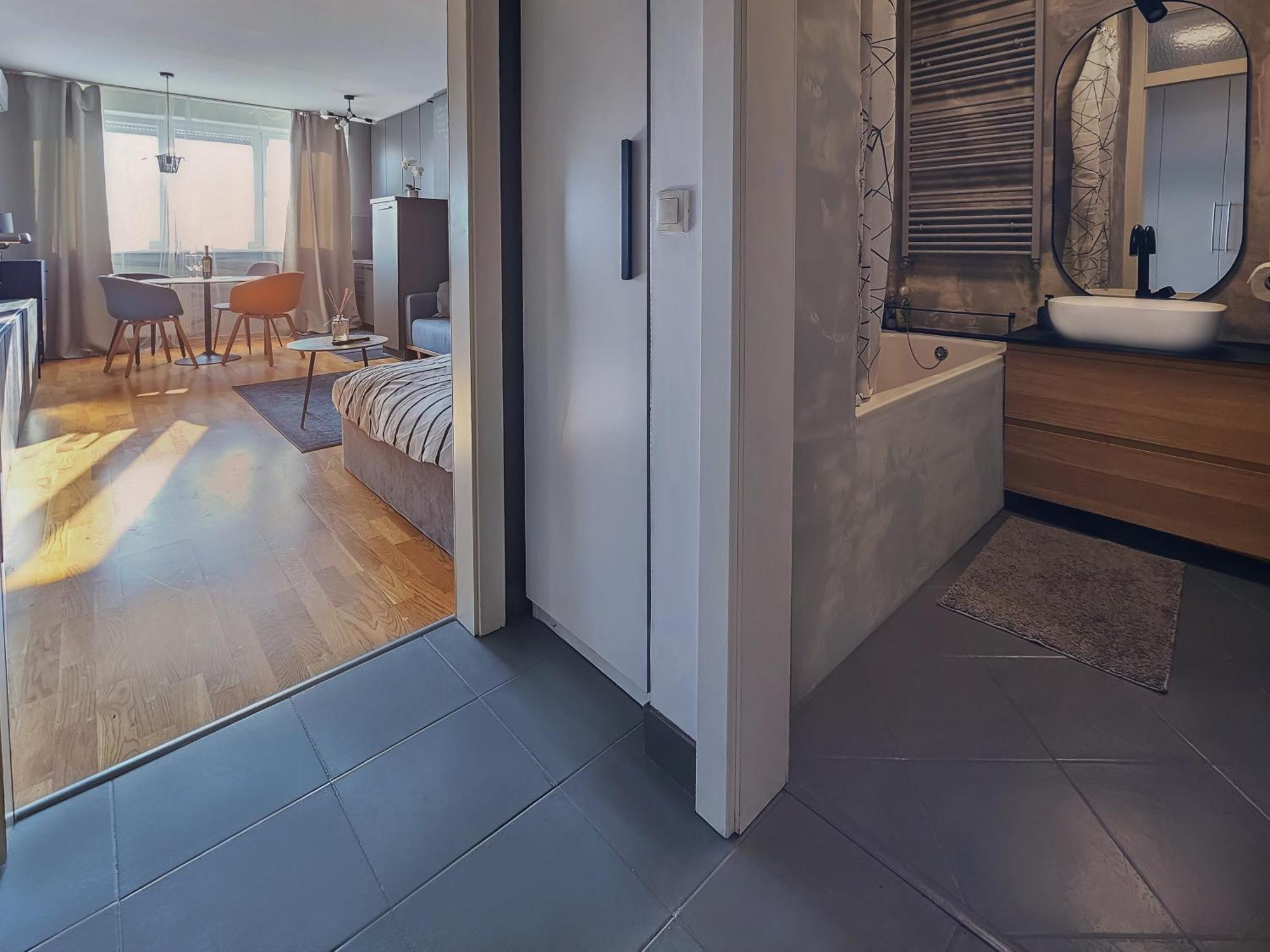 Flexible Selfcheckins 65 / Arena / New Apartmán Záhřeb